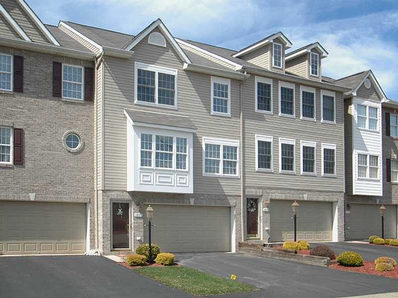 1st image of 1017 Garrison Ln