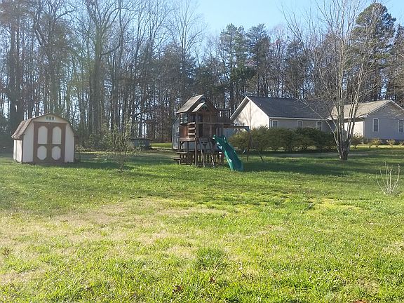 Building and playground inc.