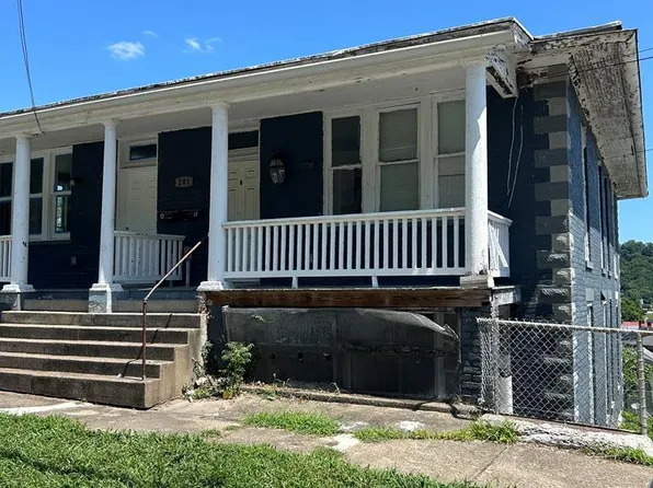 201-204 E 5th St, Maysville, KY 41056