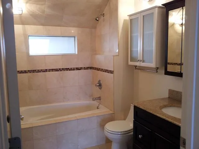 3549 Roland Ave #302 — Photo 8