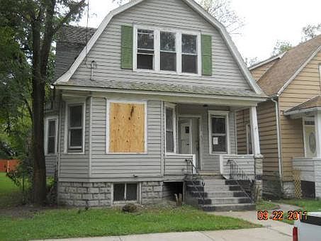 1st image of 8 E 137th Pl