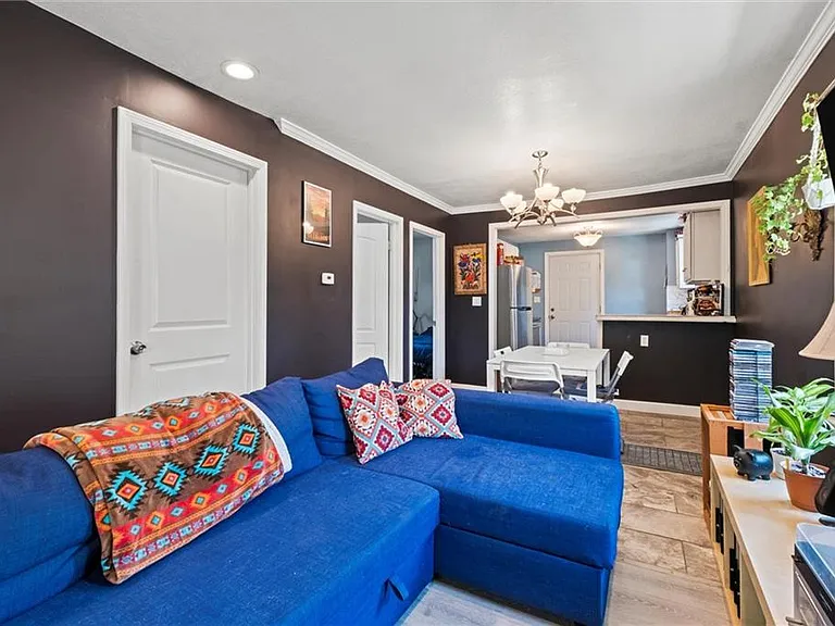 5219 Wabash Ave — Photo 3