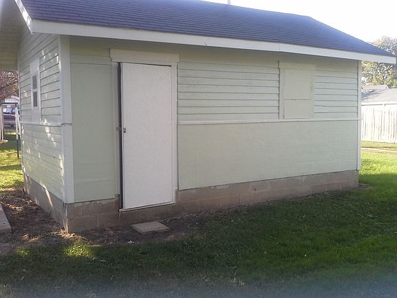 5th image of 400 W Jefferson St