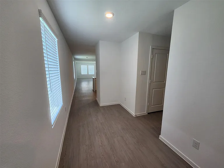 905 Coperchiata Cir — Photo 6