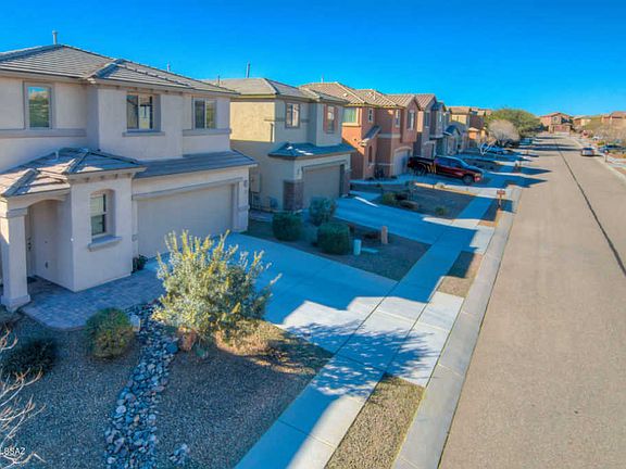 2nd image of 675 W Calle Canto Sereno