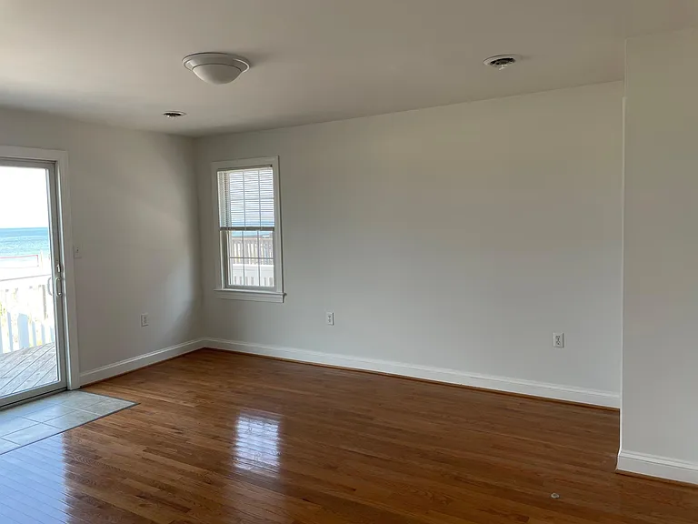 4714 Ocean View Ave — Photo 33