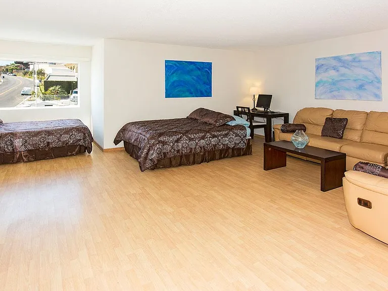 18109 Coastline Dr — Photo 39
