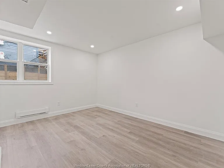 702 Pierre Ave #2 — Photo 8