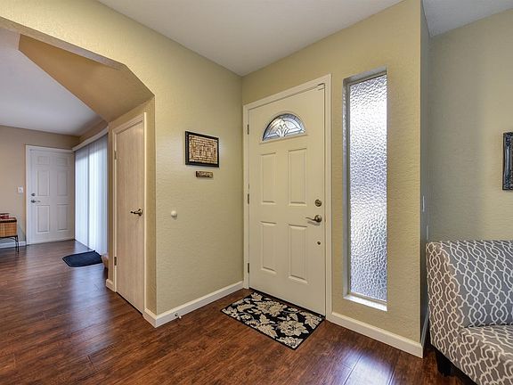 5th image of 6950 Caleta Ln