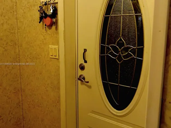 21840 NW 1st St, Pembroke Pines, FL 33029