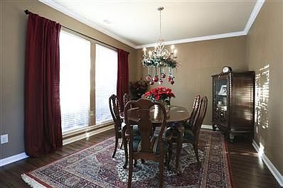 4th image of 4719 Butler Springs Ln