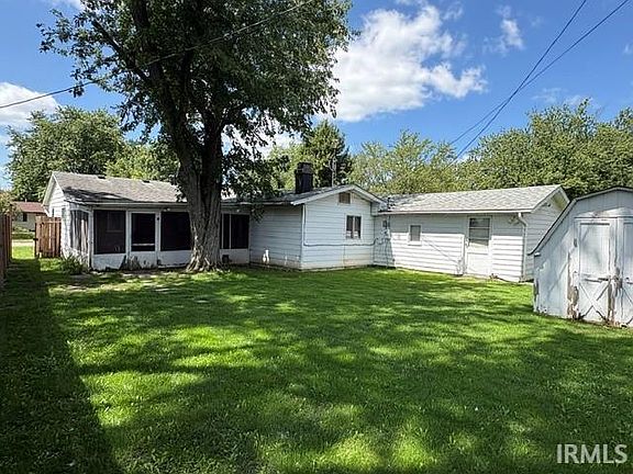 4th image of 714 N Knight Cir