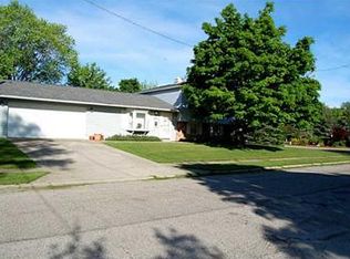 2410 N Sickle Rd, Indianapolis, IN 46219