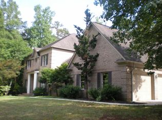 135 Montana Ave, Oak Ridge, TN 37830