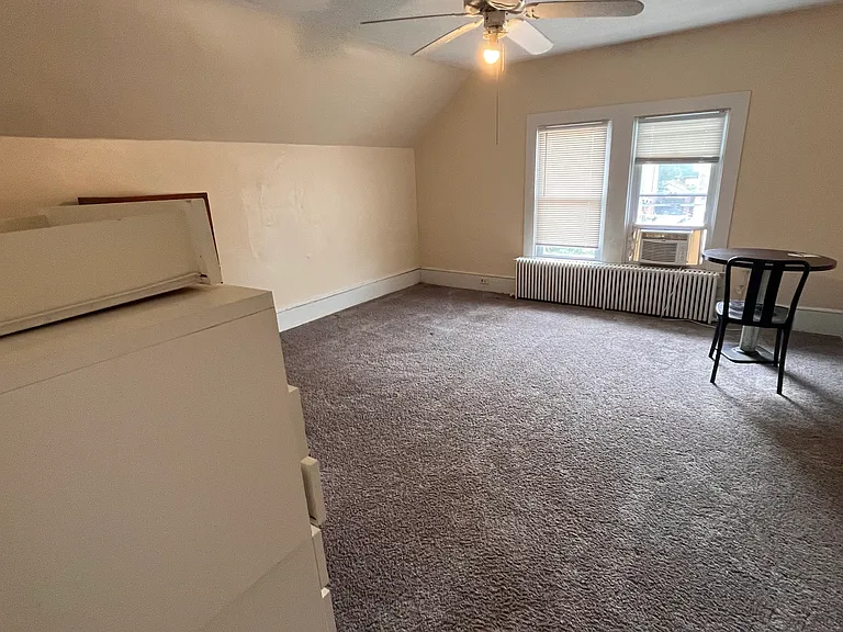 5859 Hobart St #2 — Photo 49