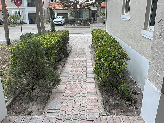 3rd image of 14411 NW 83rd Pl