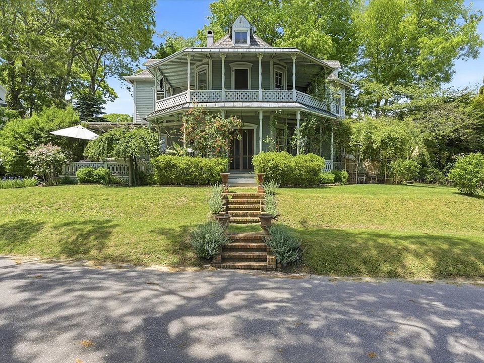 1st image of 5 Spring Garden Ave