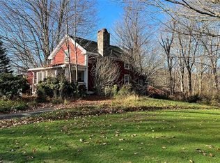 538 Forest Rd, Northford, CT 06472