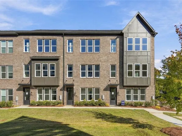 2638 Camphor Xing, Smyrna, GA 30080