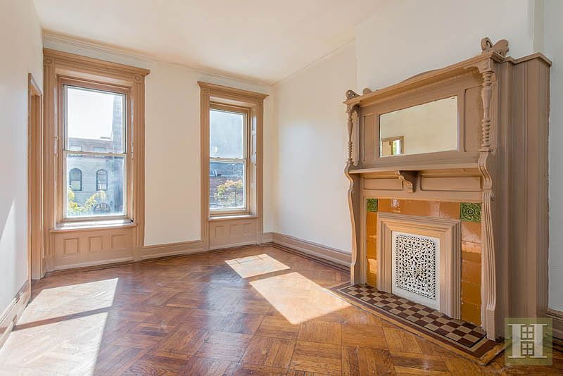 2nd image of 629 Putnam Ave APT 1
