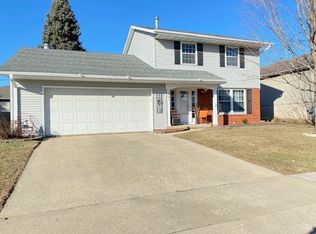 401 Apple St, Dixon, IL 61021