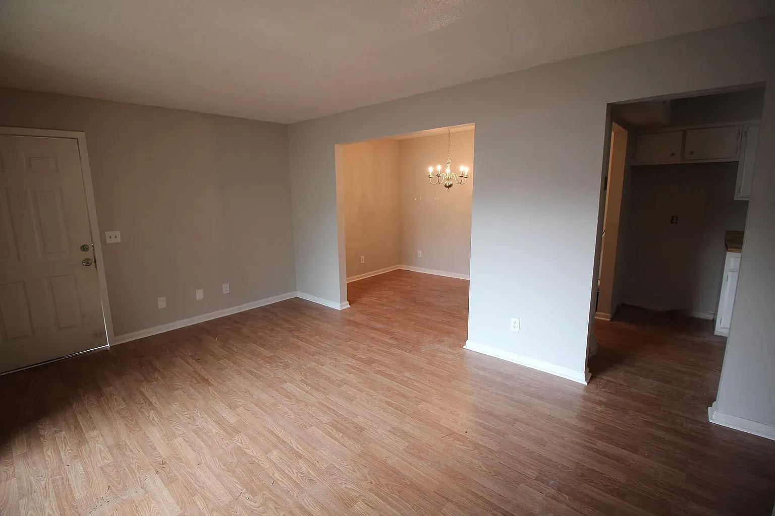 107 Thornwell Ct — Photo 2