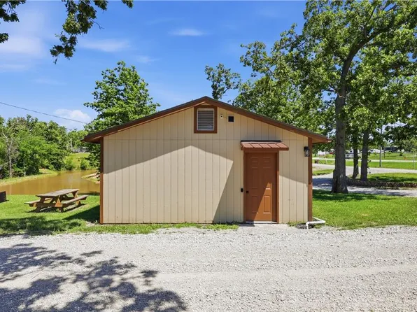 11015 Route 7 #3, Clinton, MO 64735