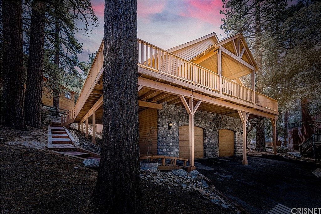 1701 Freeman Ct, Pine Mountain Club, CA 93222