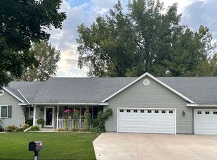 3544 Kosec Dr, Red Wing, MN 55066