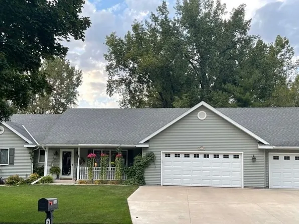 3544 Kosec Dr, Red Wing, MN 55066