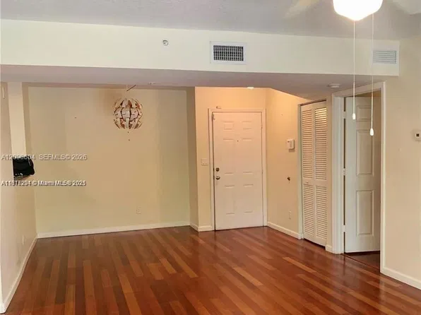 509 E Sheridan St #1073, Dania, FL 33004