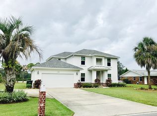 653 Country Club Ave NE, Fort Walton Beach, FL 32547