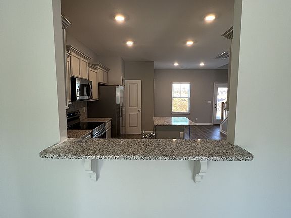 4th image of 3815 Eastwind Dr Lot 204