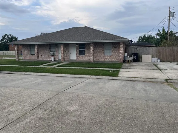 74-76 Phillip Ct, Chalmette, LA 70043