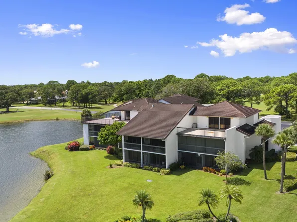 3200 Twin Lakes Terrace #105, Fort Pierce, FL 34951