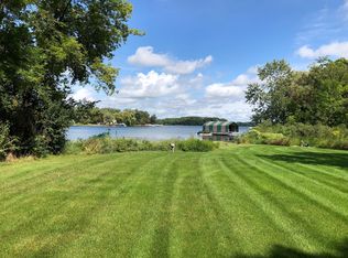 9431 Highway 101, Chanhassen, MN 55317