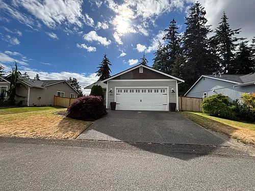 18420 39th Ave E Photo 1