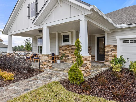 The Palmetto G Exterior