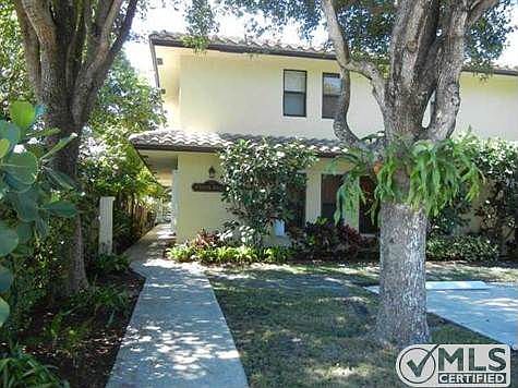 1st image of 115 N Palmway APT 2