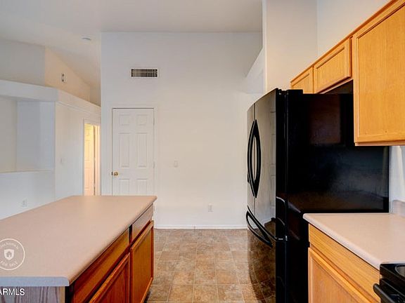 3rd image of 12601 W Fairmount Ave