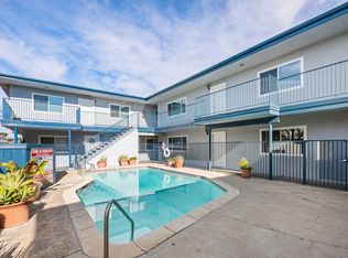 423 W Bay St APT 13, Costa Mesa, CA 92627