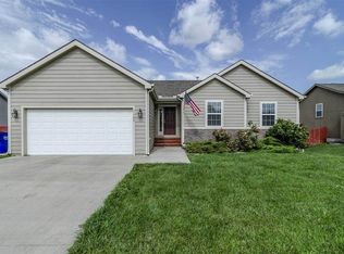 1102 Hickory Ln, Junction City, KS 66441