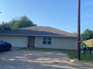 210 N Val Verde Cir APT A, Keene, TX 76059