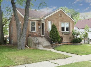 9307 S 55th Ave, Oak Lawn, IL 60453