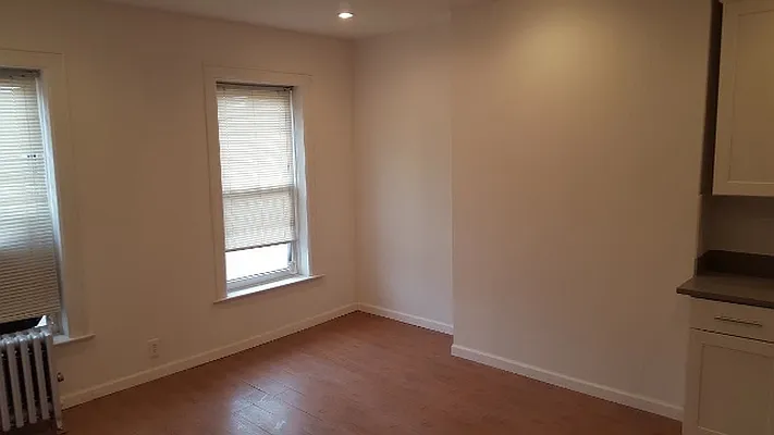 Rented by Virtual Real Estate | media 32