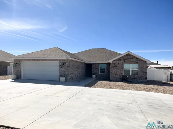 1212 Oakwood Cir, Portales, NM 88130
