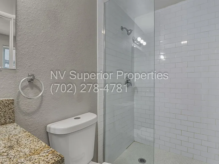 1301 E Ogden Ave #E — Photo 18