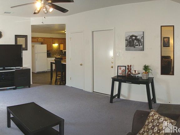 4th image of 406 Primrose Dr Unit B