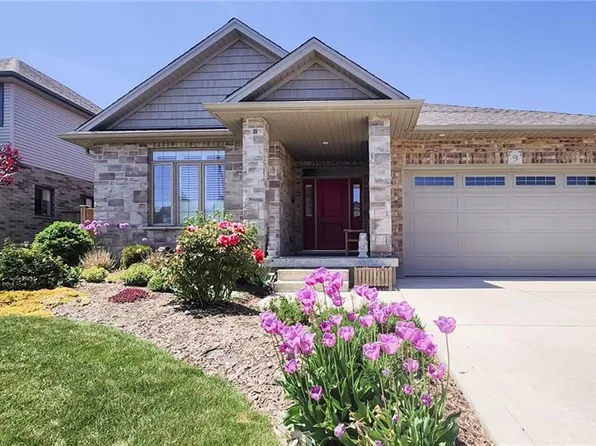 9 Jack Koehler Ln, Wellesley, ON N0B 2T0