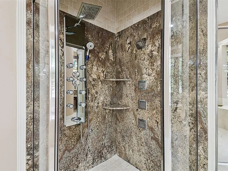 3020 Kensington Trce — Photo 32